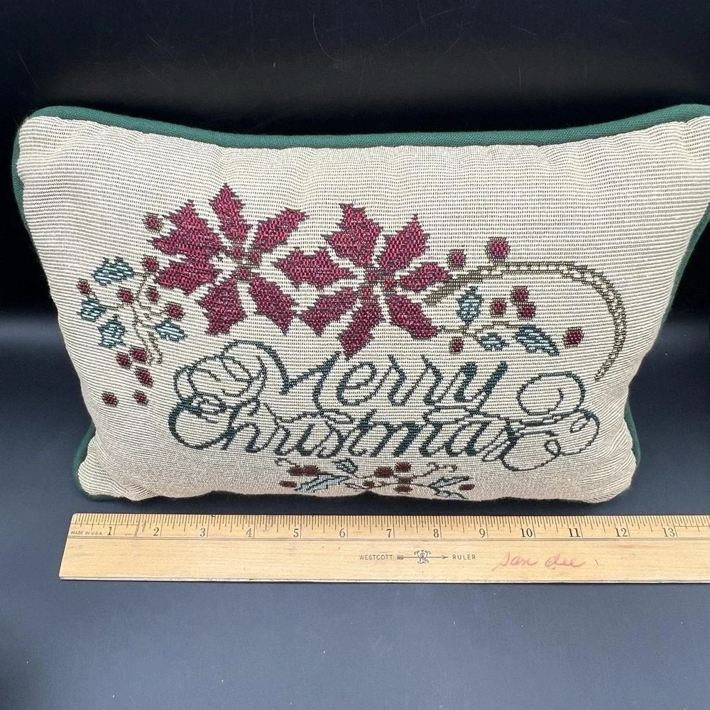 Vintage Merry Christmas Needlepoint Tapestry Throw‎ Pillow Decor Holiday 12x9